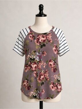 Floral Raglan Tee with Striped Short Sleeves oversized xs